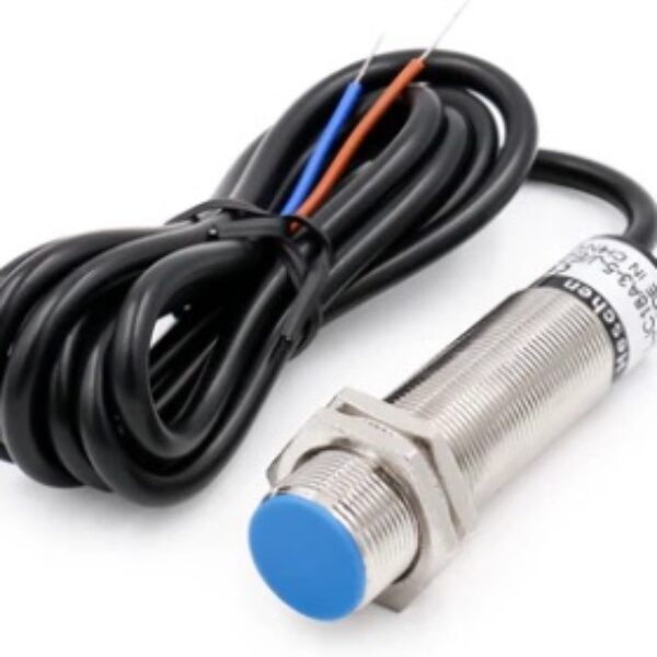 Kapacitivni senzor HLJC18A3-5-J/A1 M18 2m 2zil. NO 90-250VAC